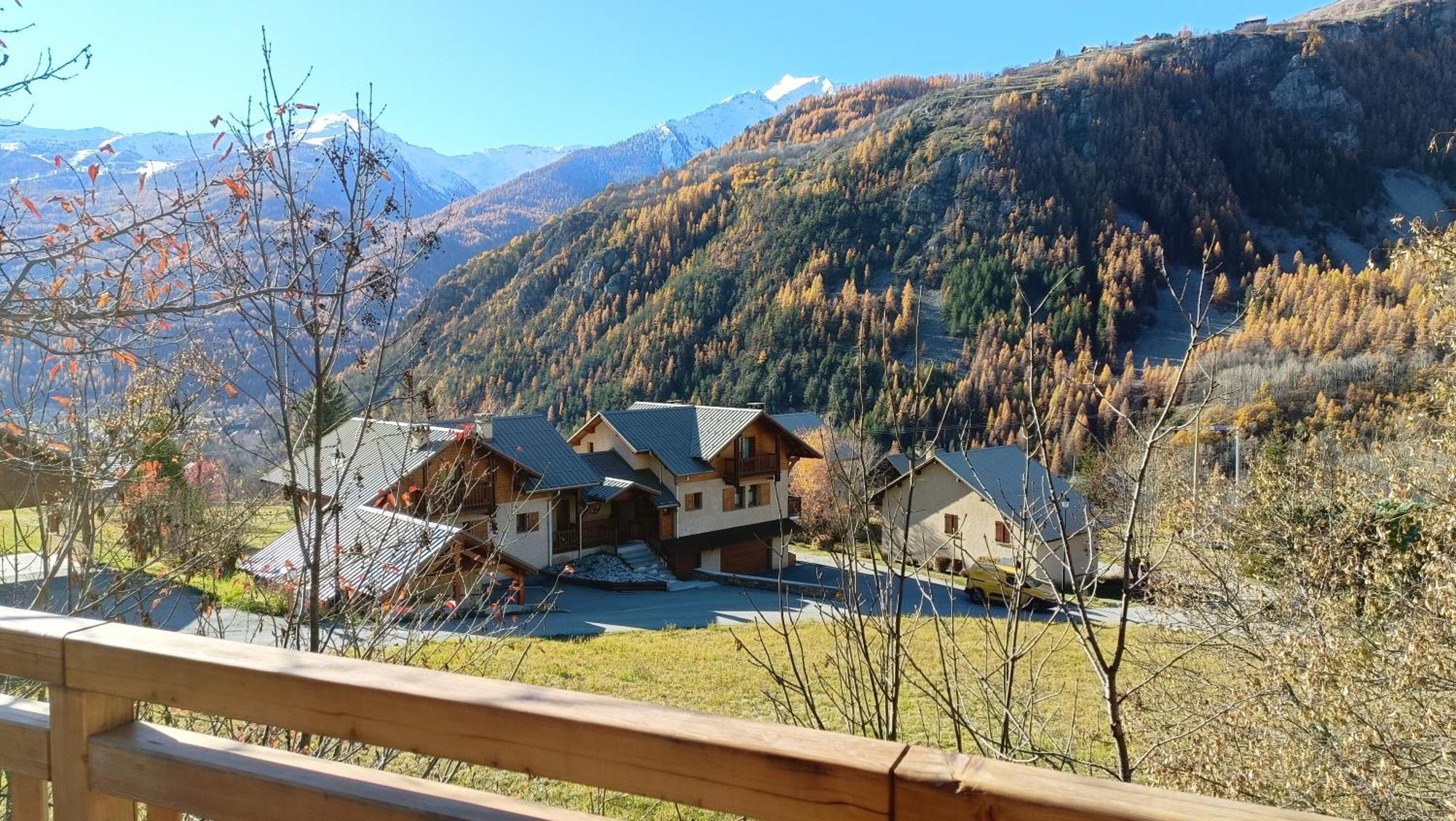 Les Cabris Bed & Breakfast Pelvoux Eksteriør bilde