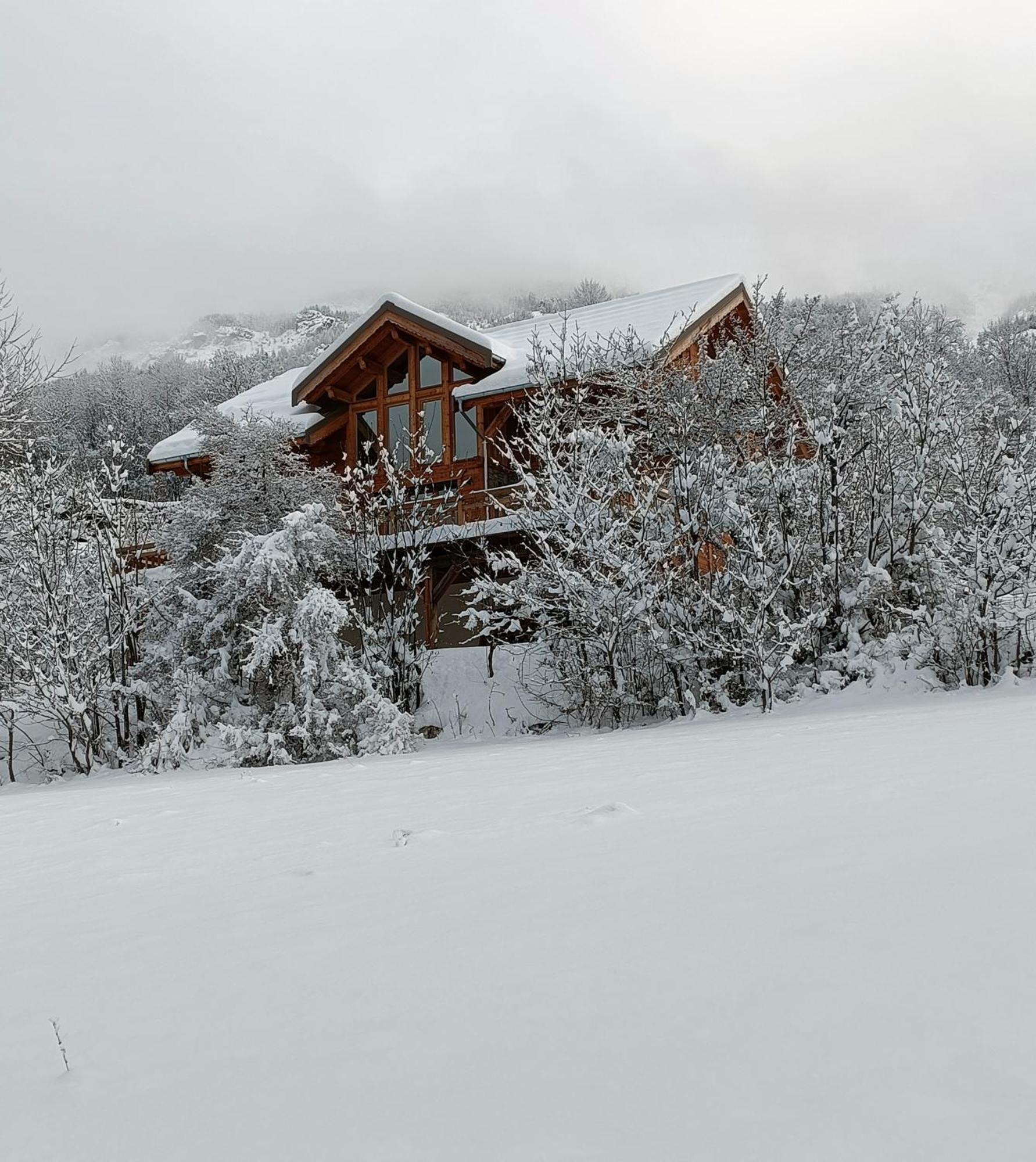 Les Cabris Bed & Breakfast Pelvoux Eksteriør bilde