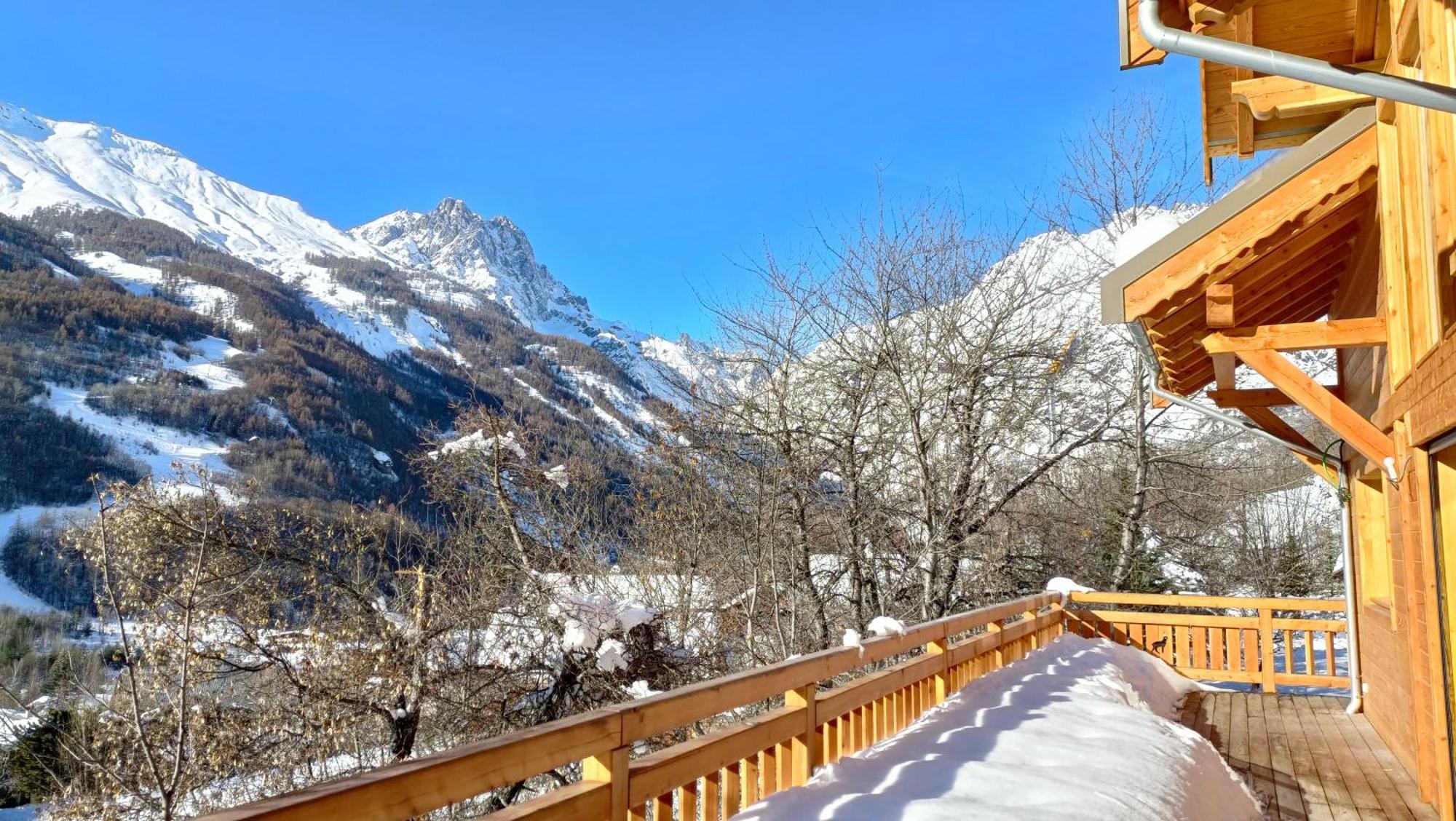 Les Cabris Bed & Breakfast Pelvoux Eksteriør bilde